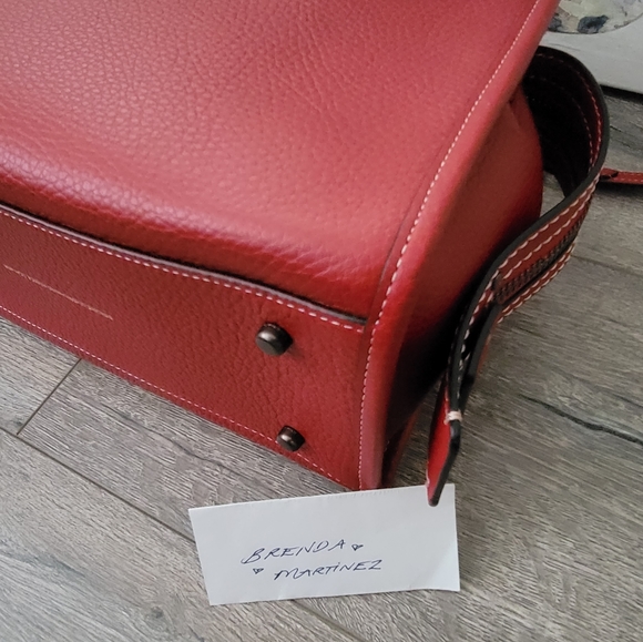 Coach Mickey Mouse Rouge - Picture 9 of 16